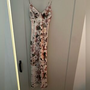 NWT Satun MIDI Dress